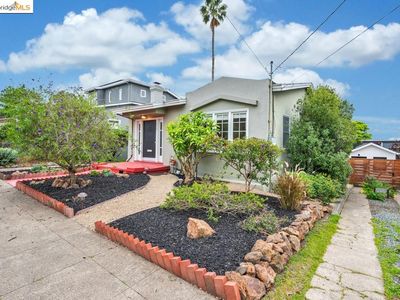 3033 California St, Oakland, CA, 94602