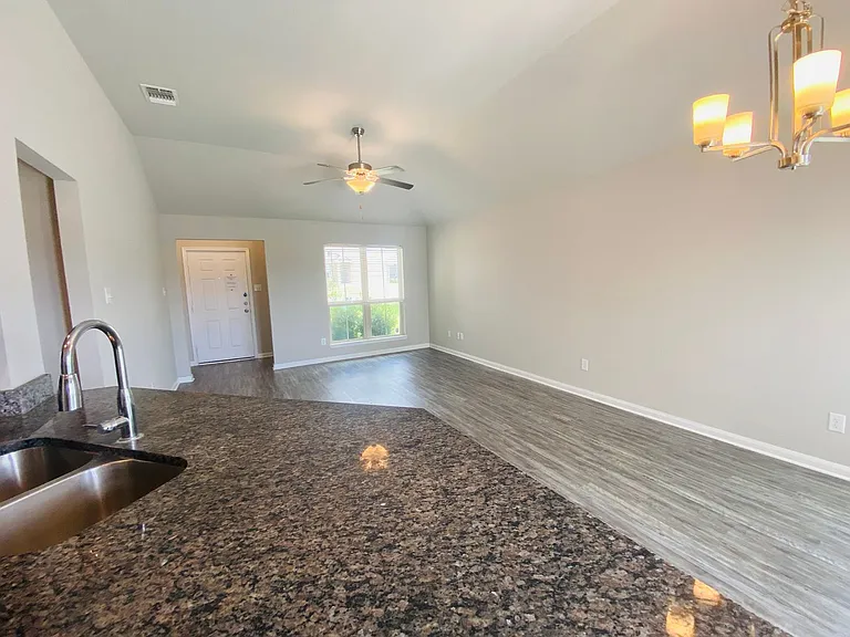 1907 Delano Dr — Photo 8