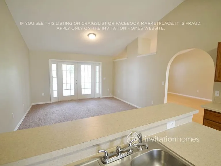 3875 Blackberry Cir — Photo 4