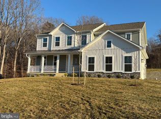 2003 Aram Dr, Accokeek, MD 20607