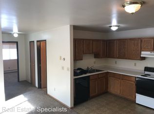 677 Cummings Rd APT 8, Wautoma, WI 54982