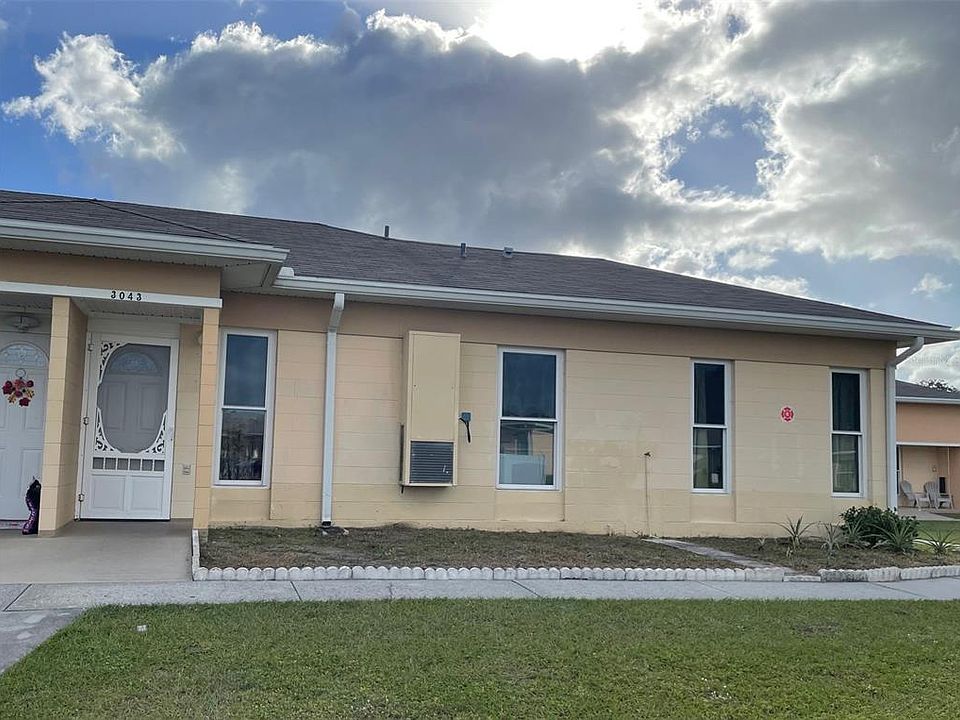 1st image of 3043 CLUB CIRCLE NW