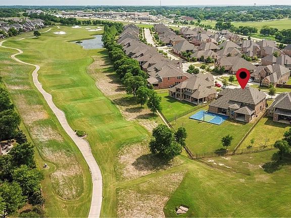 3rd image of 9421 Blanco Dr