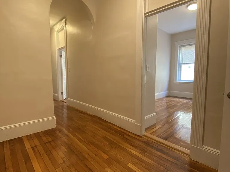 59 Brighton Ave #7G — Photo 2