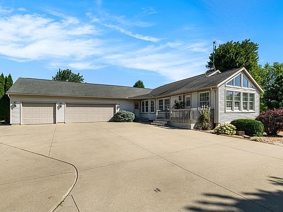 2nd image of 64071 County Road 35