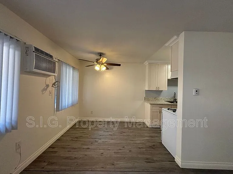 526 E Windsor Rd #3 — Photo 6