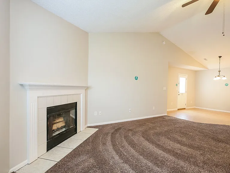 280 Harts Ford Way — Photo 4
