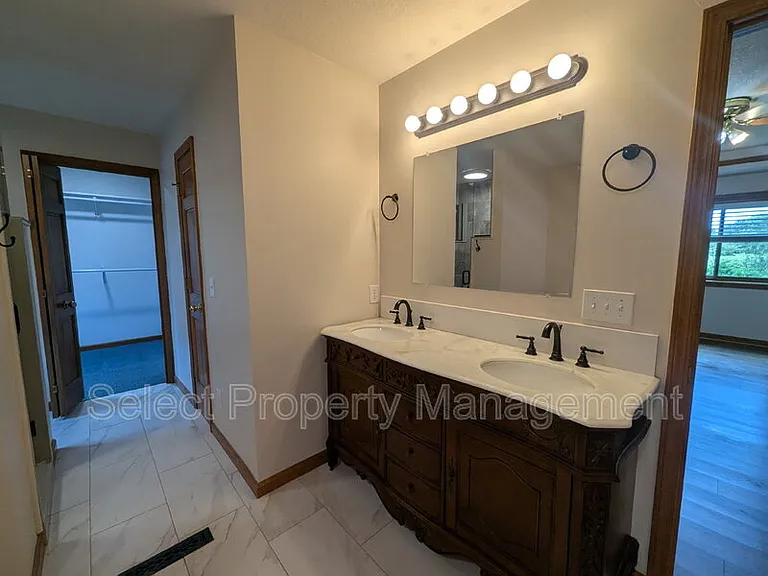 10931 Smokey Ridge Pl — Photo 34