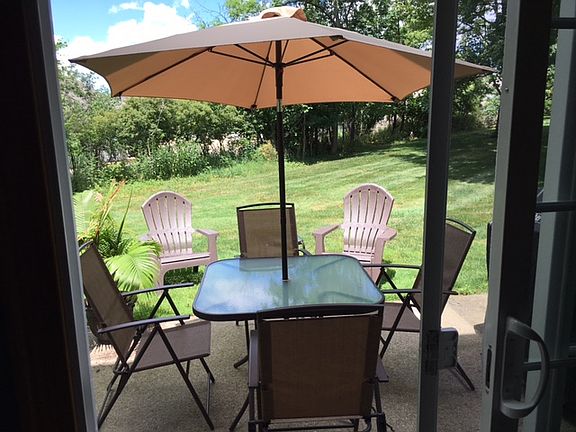 2nd image of 13952 Oakbrook Dr
