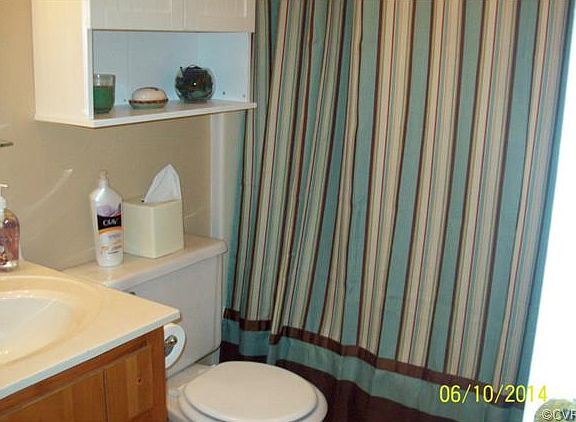 5th image of 7206 Harbor Hill Dr