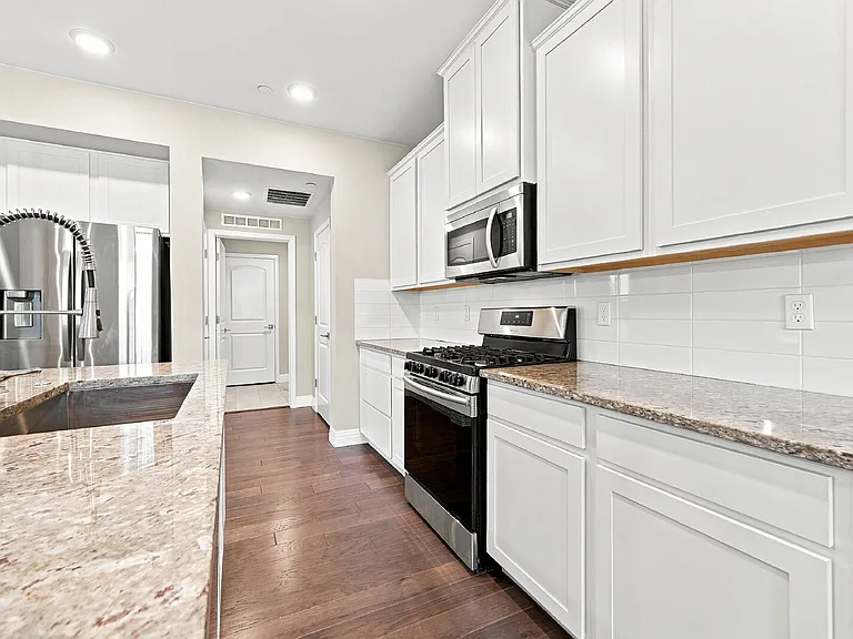 1841 S Dunkirk St #208 — Photo 10