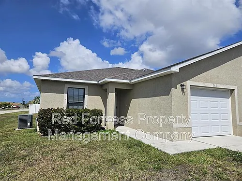 542 SE 6th Pl Photo 1