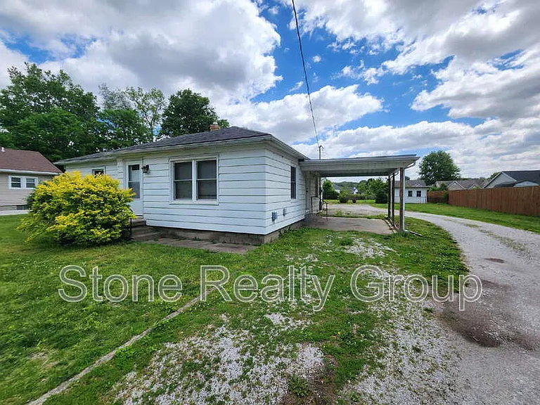1440 S Brown Ave — Photo 1