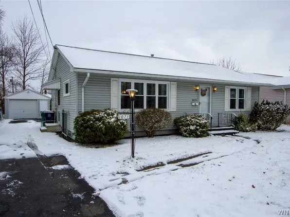 1071 98th St, Niagara Falls, NY 14304