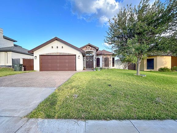2nd image of 219 Desert Palm Dr