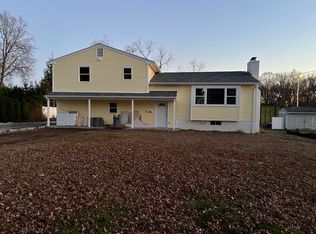 15 Dairy Farm Rd, Norwalk, CT 06851