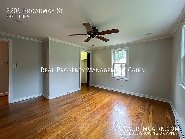 2209 Broadway St — Photo 15