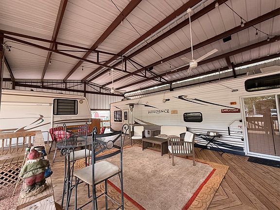 2nd image of 304 Blackjack St