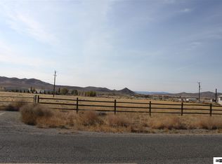 595 Pete Henrichs Rd, Yerington, NV 89447