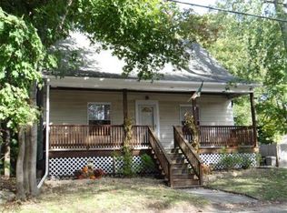 28 Lothrop St, Saugus, MA 01906