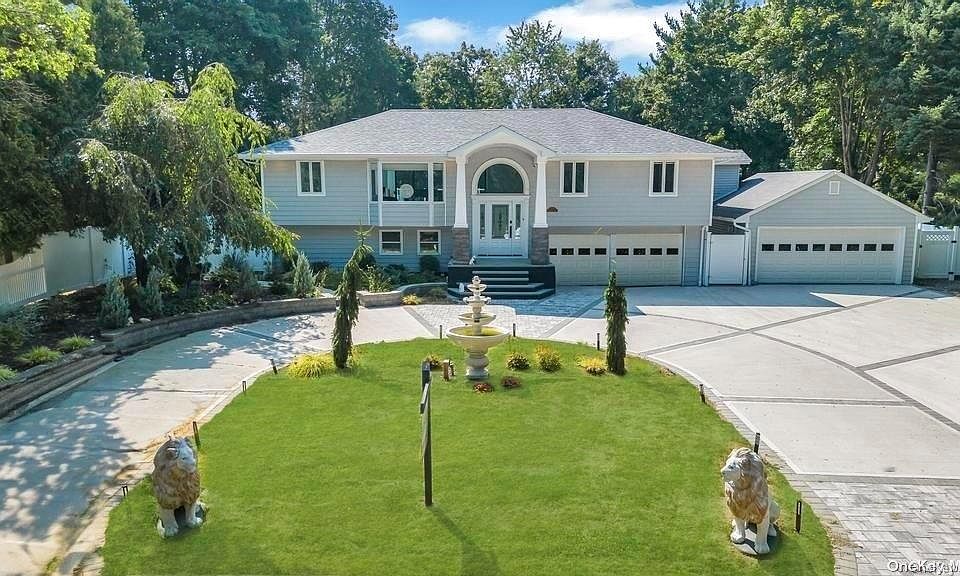 1st image of 11 Eastover Drive