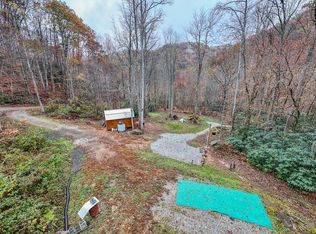 725 Beech Creek Rd, Robbinsville, NC 28771
