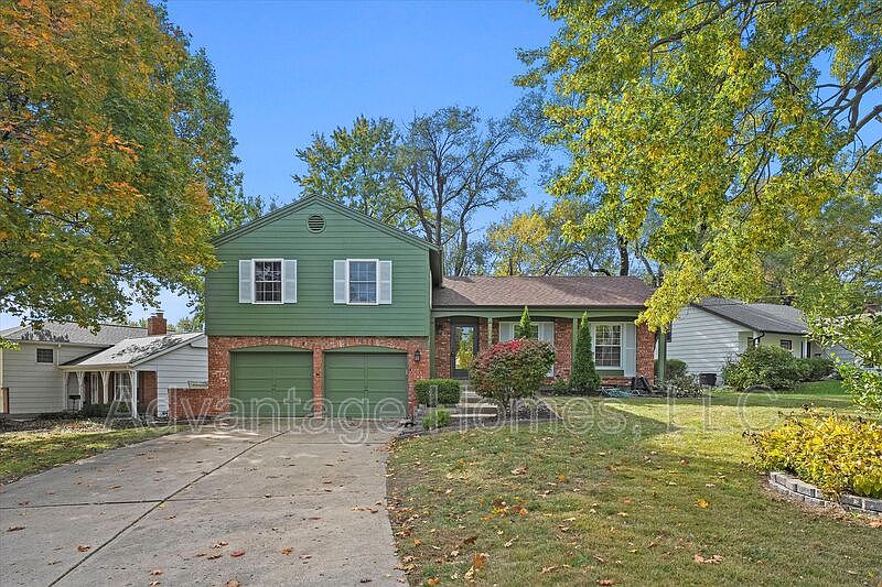 1st image of 8914 Grandview Dr