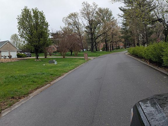 5th image of 535 Fairview Dr #9C