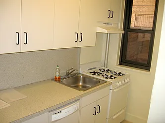 Rented by Rudd Group LTD