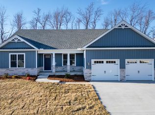 145 Lindburgh Dr, Waynesboro, VA