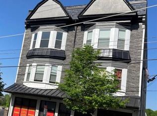 212 S Main St, Nazareth, PA 18064