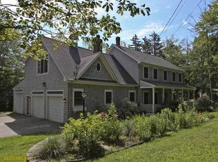 101 Crestview Ln, Brunswick, ME 04011