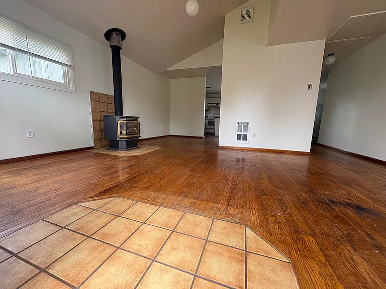 179 D St — Photo 2