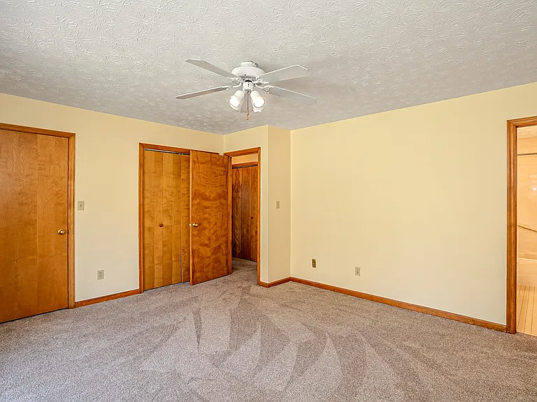 928 Tree Trunk Rd — Photo 14