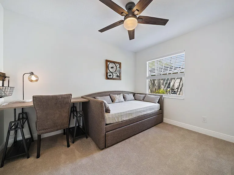 1342 Essex Dr — Photo 42