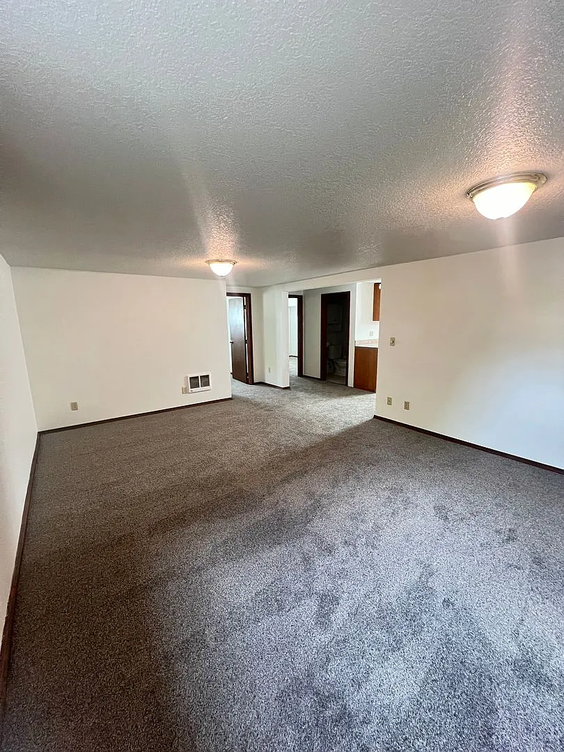 105 W 29th Street — Photo 3