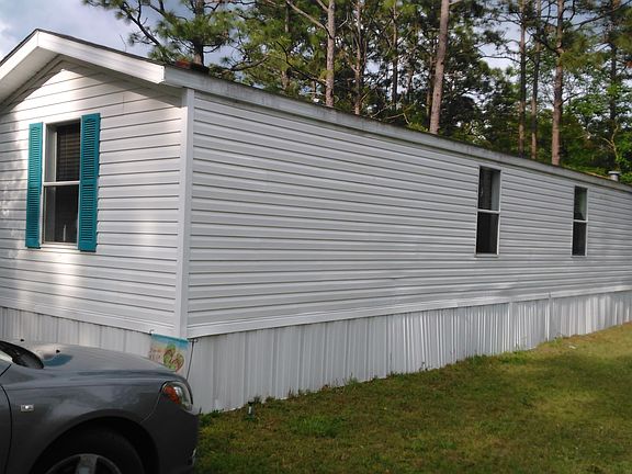 5th image of 218 Spruce Pines Dr