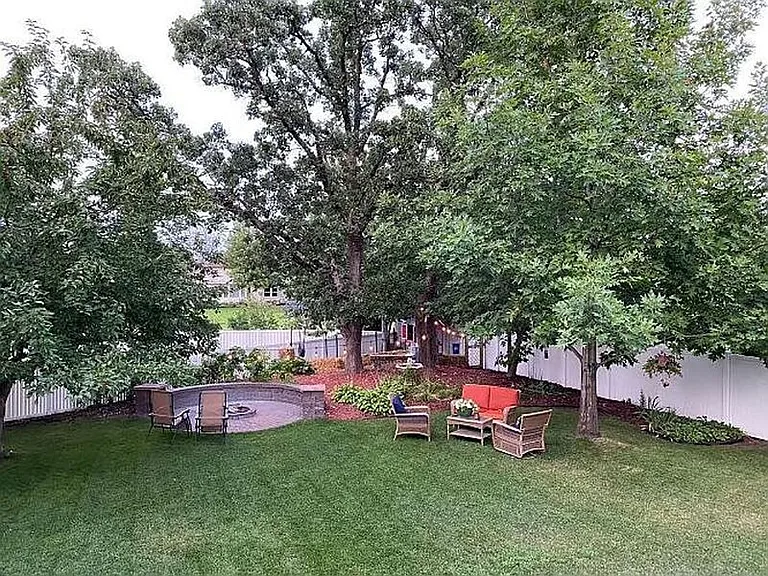 1599 Coventry Ln — Photo 24