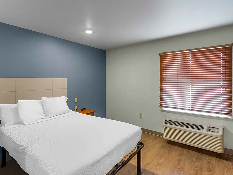 Studio Suite - 1 Full Bed