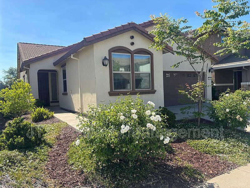1st image of 3686 Rockdale Dr
