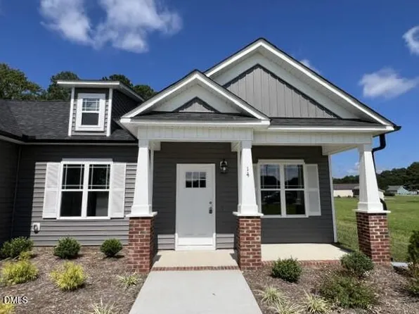 14 Alex Acres Way, Selma, NC 27576