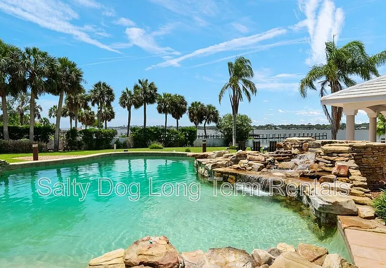 626-1 Riverside Dr — Photo 47