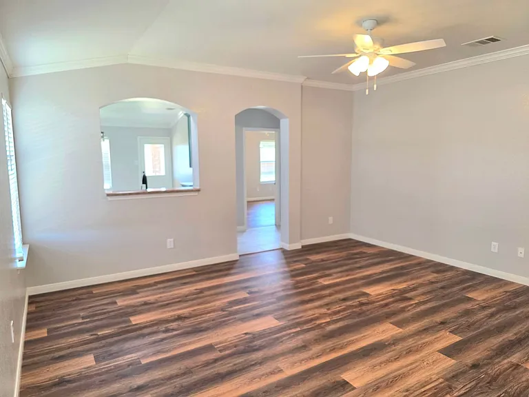 6613 Tierra Dr — Photo 2