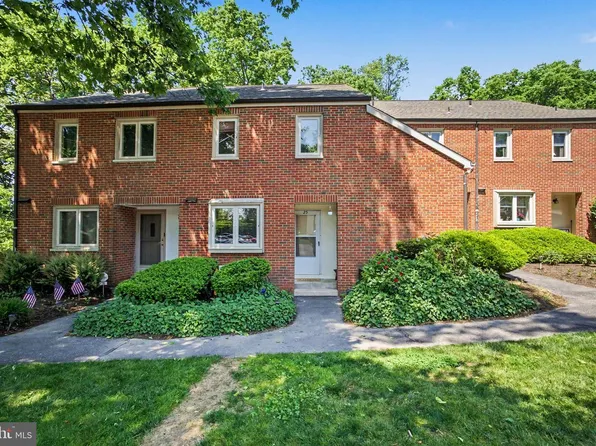 25 Beechtree Ln, Mountville, PA 17554