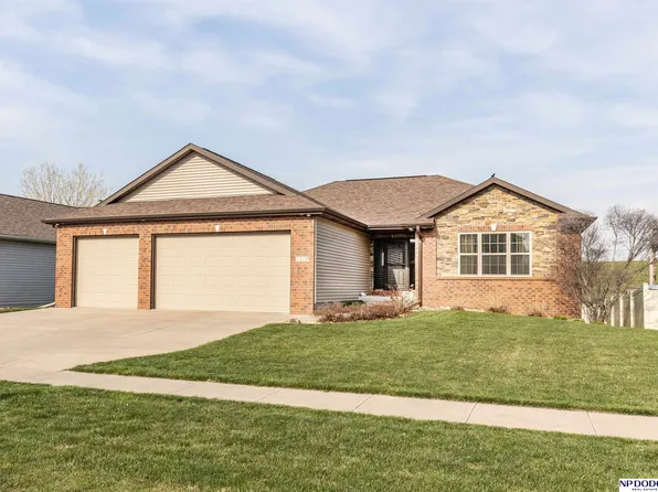 7908 Upton Grey Ln, Lincoln, NE 68516