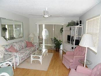 4th image of 1225 NW 21st St Unit 38-3808