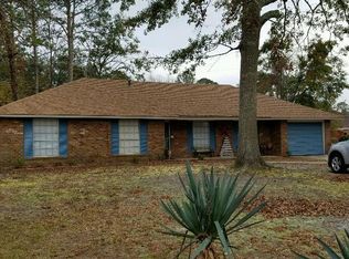 7 Gray Fox Ct, Savannah, GA 31406