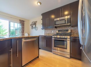 20670 Southwind Ter, Ashburn, VA 20147