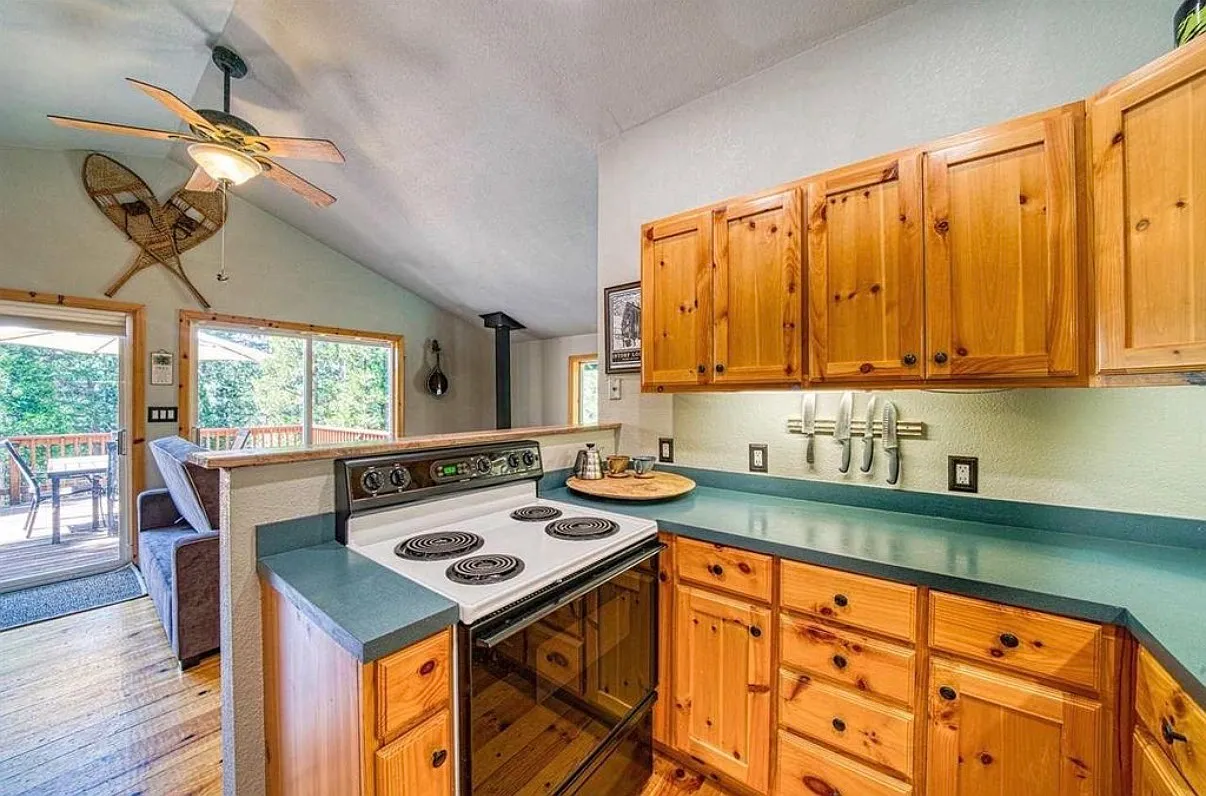 2 bed, 1200 sqft, $1,850 — Photo 4