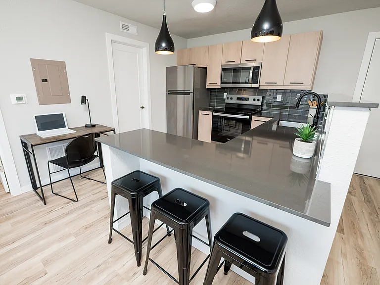 102 E Healey St #204 — Photo 7